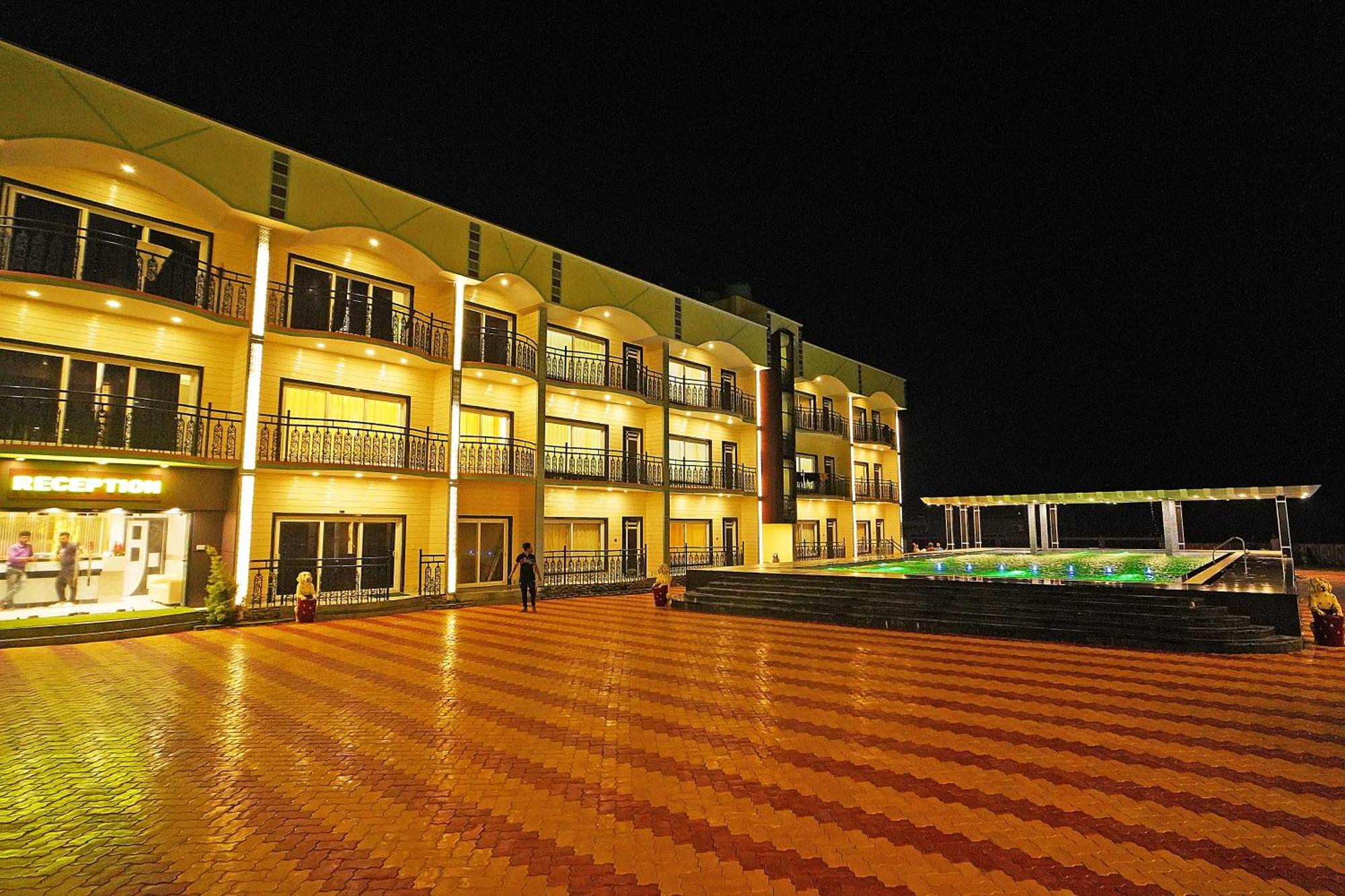 India Beach Resort !! Front Sea View !! Mandarmani Exterior photo